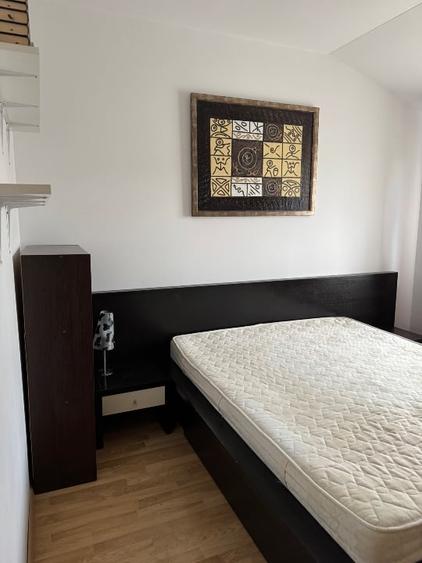 Apartament cu 3 camere decomandat, mobilat în Dumbrăvița