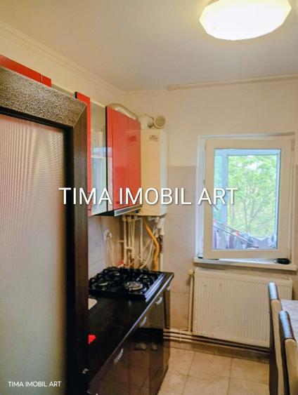 Apartament cu 2 camere decomandat în Central