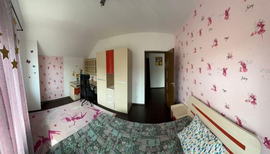 Casă cu 4 camere în Nisipoasa