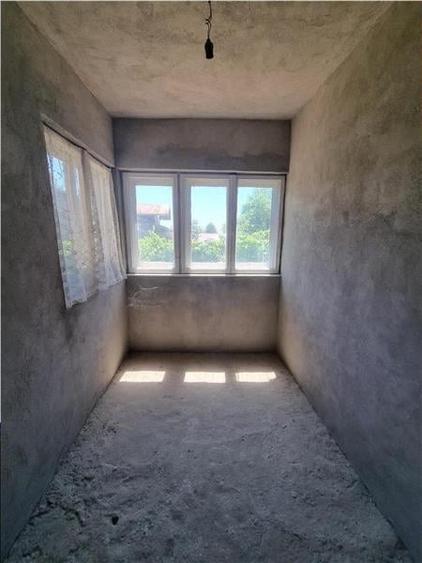 Casă individuală cu 5 camere cu Garaj în Blejoi