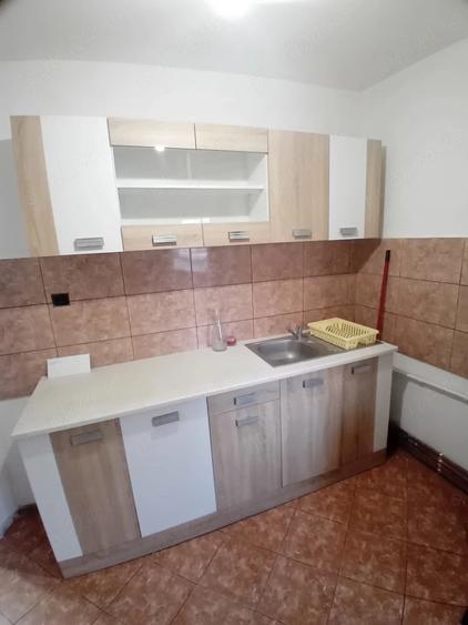 Apartament cu 2 camere decomandat în Soarelui