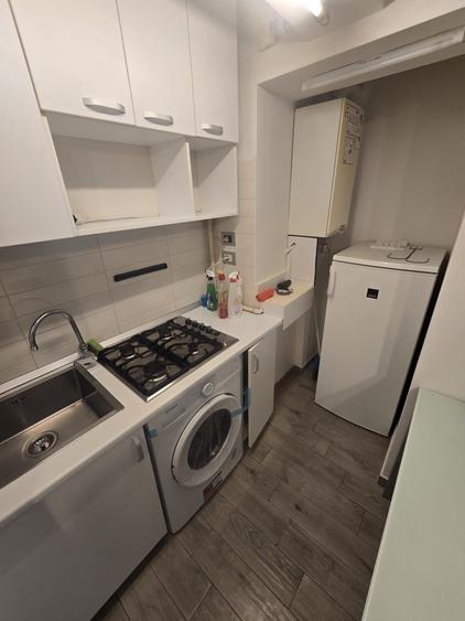 Apartament cu 2 camere semidecomandat în Floreasca