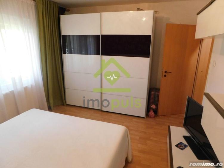 Apartament cu 3 camere decomandat în Steaua