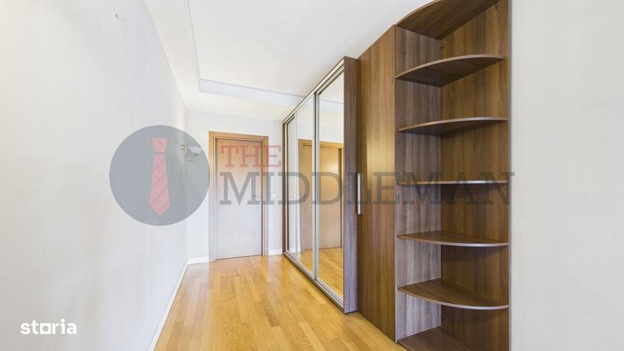 Apartament cu 3 camere în Șoseaua Nordului