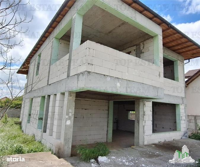 Casă cu 4 camere cu Teren 450 Mp în Valu lui Traian