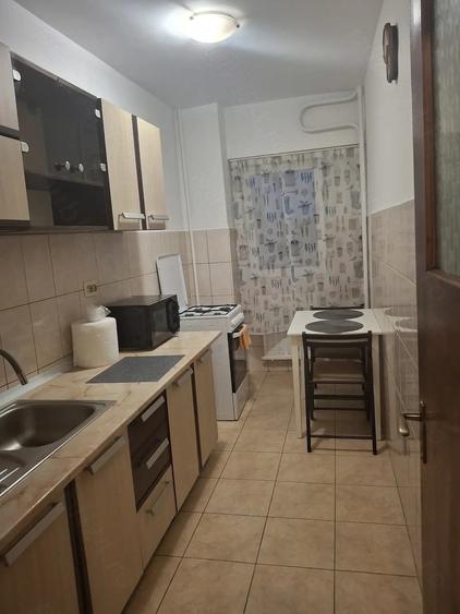 Garsonieră decomandată în Basarabia