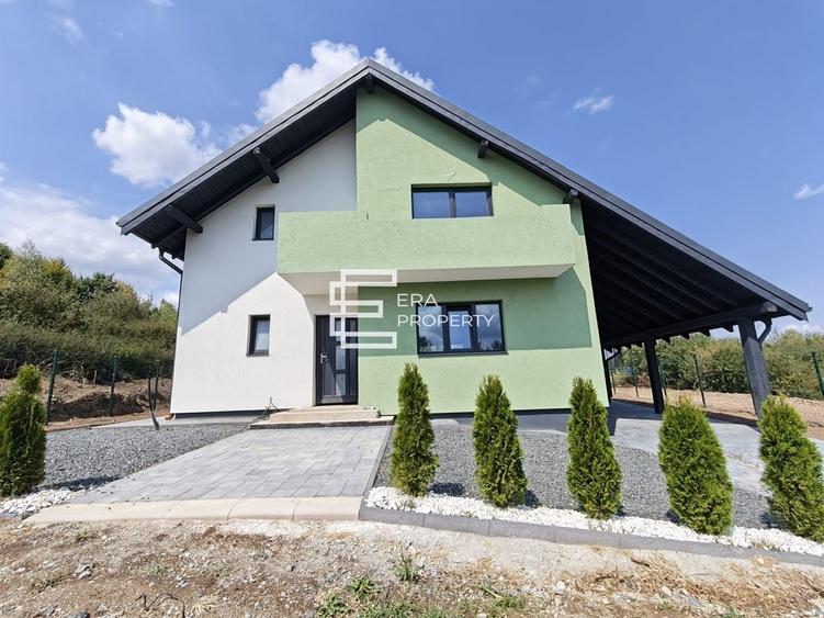 Casă individuală cu 5 camere cu Canalizare în Șelimbăr