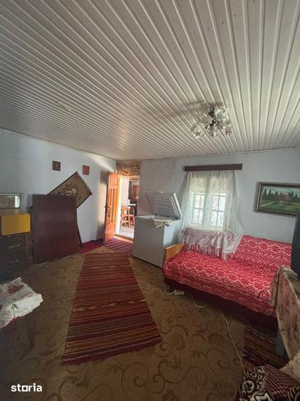 Casă cu 3 camere cu Teren 1000 Mp în Central