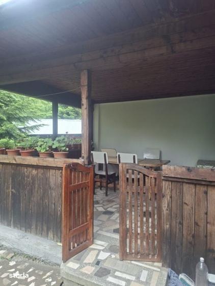 Casă cu 4 camere în Moara
