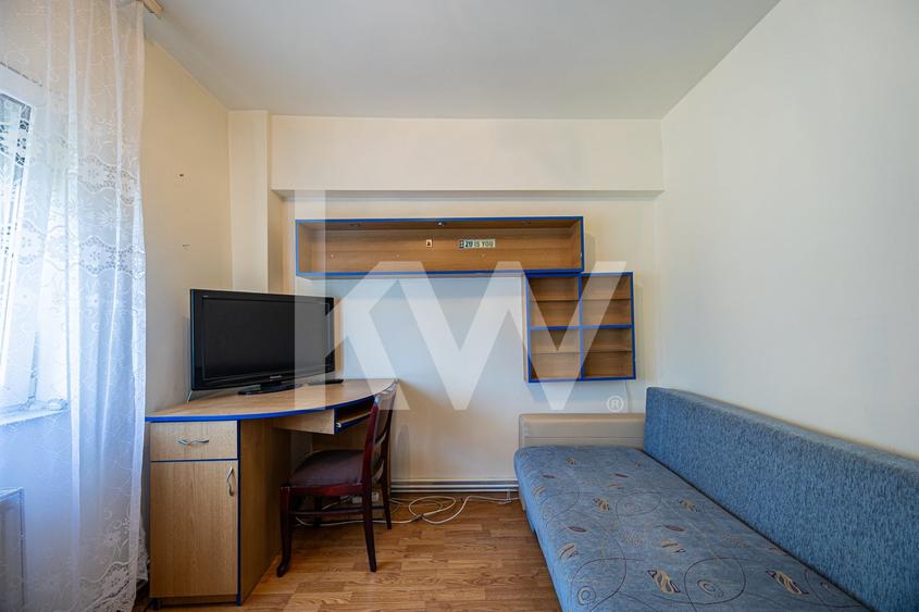 Vânzare apartament cu 2 camere,  2 balcoane, decomandat - zona Tractorul - 9