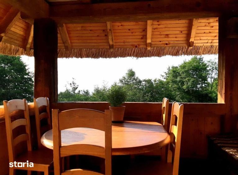 Casă cu 7 camere cu Teren 250 Mp în Ciurila