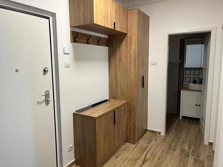 Apartament cu 2 camere decomandat în Tineretului