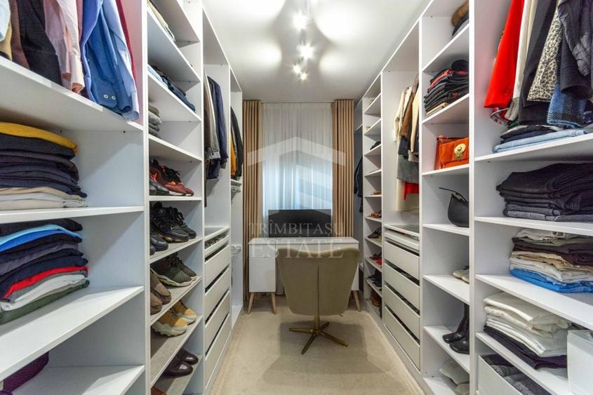 Apartament cu 3 camere decomandat în Chitila