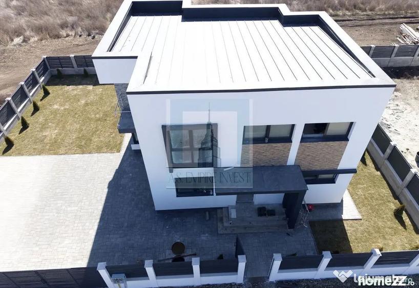 Casă cu 4 camere cu Teren 514 Mp în Sânpetru