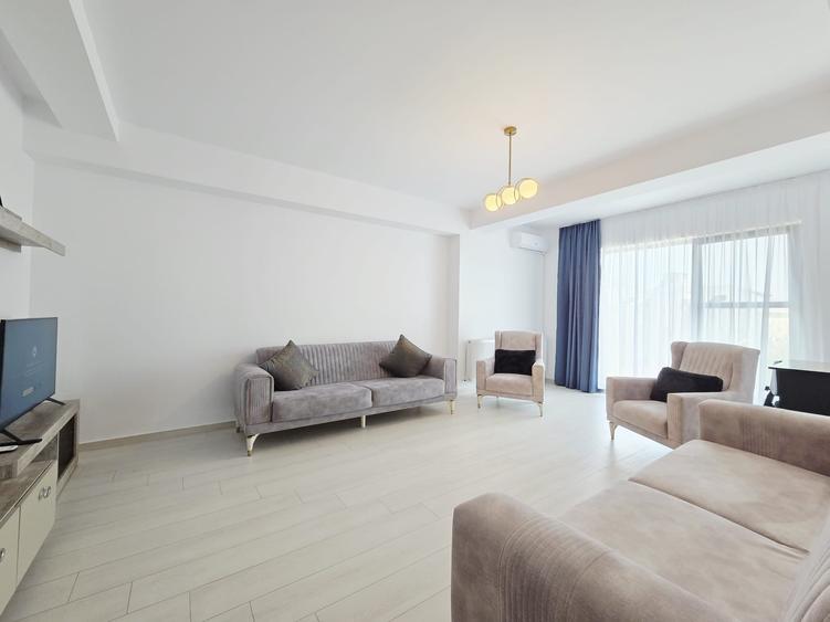 Apartament cu 3 camere decomandat, mobilat în Central