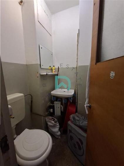 Apartament cu 3 camere decomandat în Răcădău