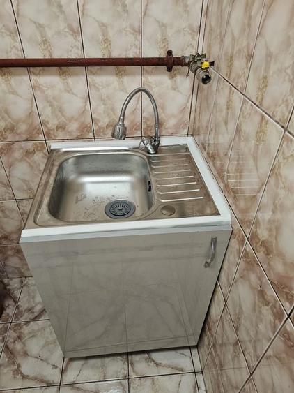 Apartament cu 2 camere semidecomandat în Ferentari
