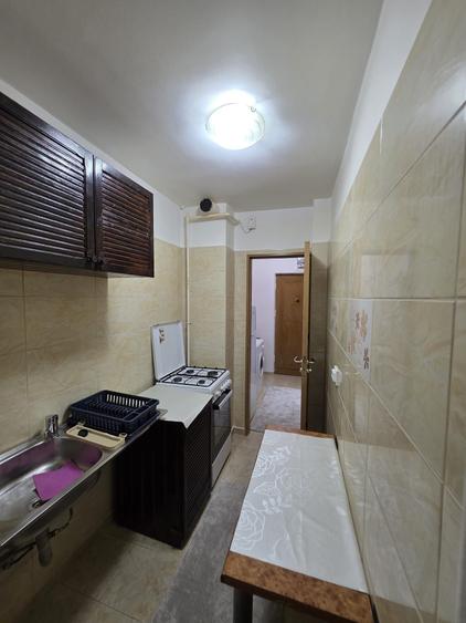 Garsonieră decomandată în Găvana