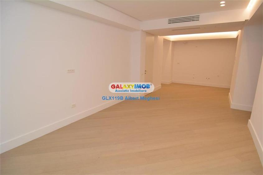 Apartament cu 3 camere semidecomandat în Ultracentral
