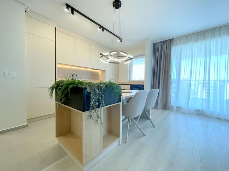 Apartament cu 3 camere decomandat, mobilat în Lipovei