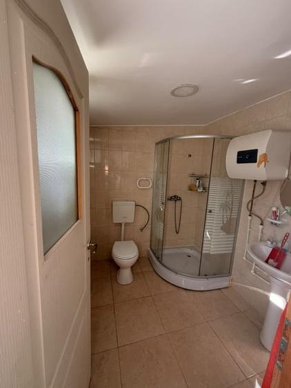 Casă individuală cu 3 camere cu Canalizare în Dobrețu