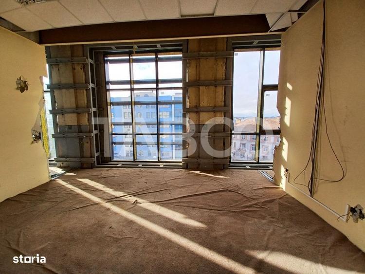 Spațiu comercial, de 750 mp, în Mihai Viteazul