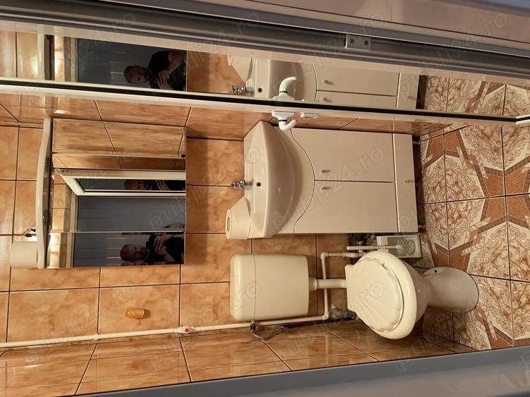Apartament cu 3 camere decomandat în Petros