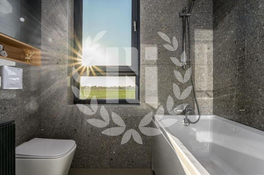 Duplex cu 4 camere cu Canalizare în Balotești