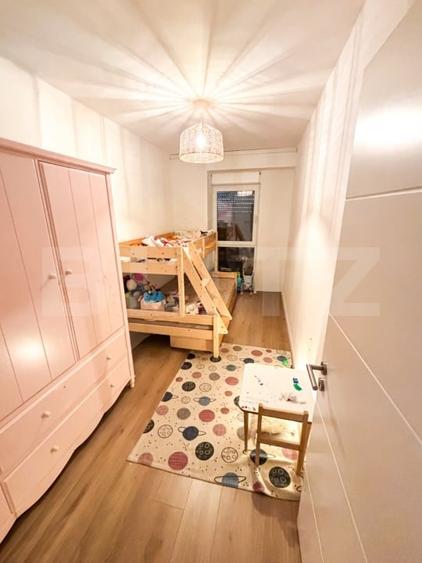 Apartament cu 3 camere decomandat, mobilat în Lipovei