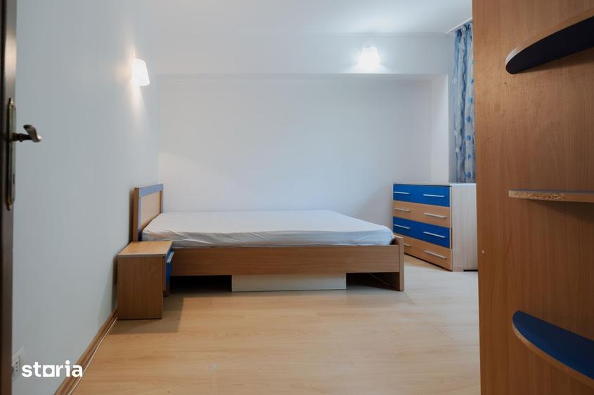 Apartament cu 3 camere decomandat, mobilat în Tomis I