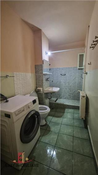Apartament cu 2 camere decomandat în 1848