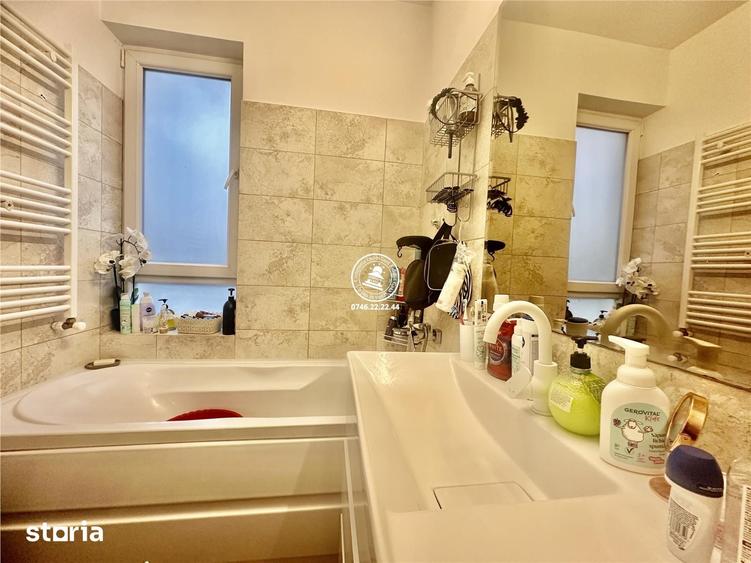 Apartament cu 3 camere decomandat în Rediu