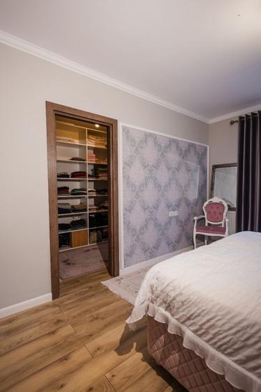 Duplex cu 4 camere cu Teren 175 Mp în Florești