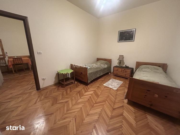 Balcescu 2 camere,Mobilat,300Euro