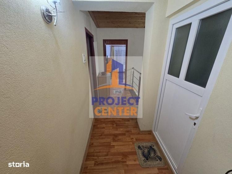 Casă cu 4 camere în Valea Mare