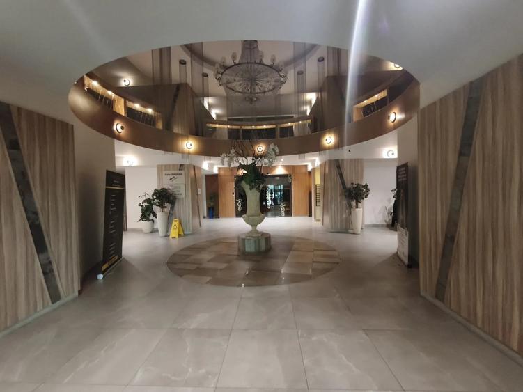 Apartament cu 3 camere în Vitan-Bârzești