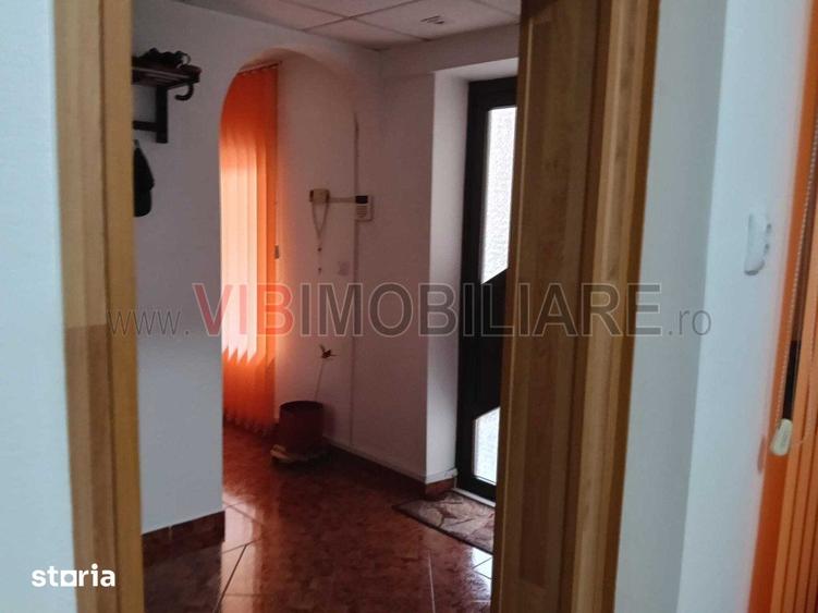 Casă cu 5 camere cu Teren 327 Mp în Mehala