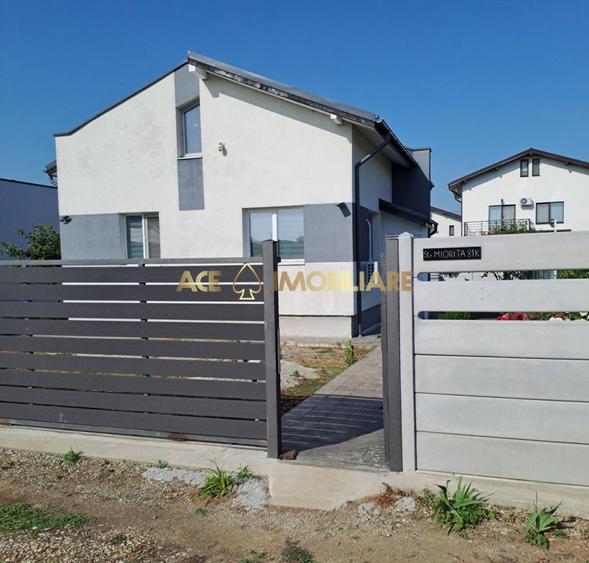 Casă individuală cu 3 camere cu Canalizare în Berceni