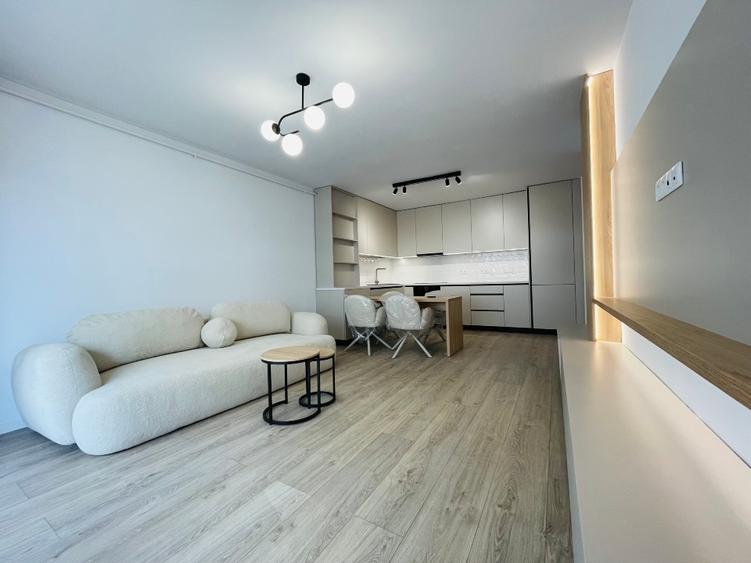 Apartament cu 2 camere semidecomandat în Florești