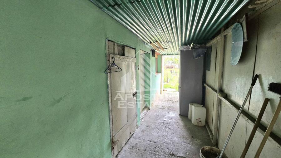 Casă individuală cu 5 camere cu Canalizare în Mehala