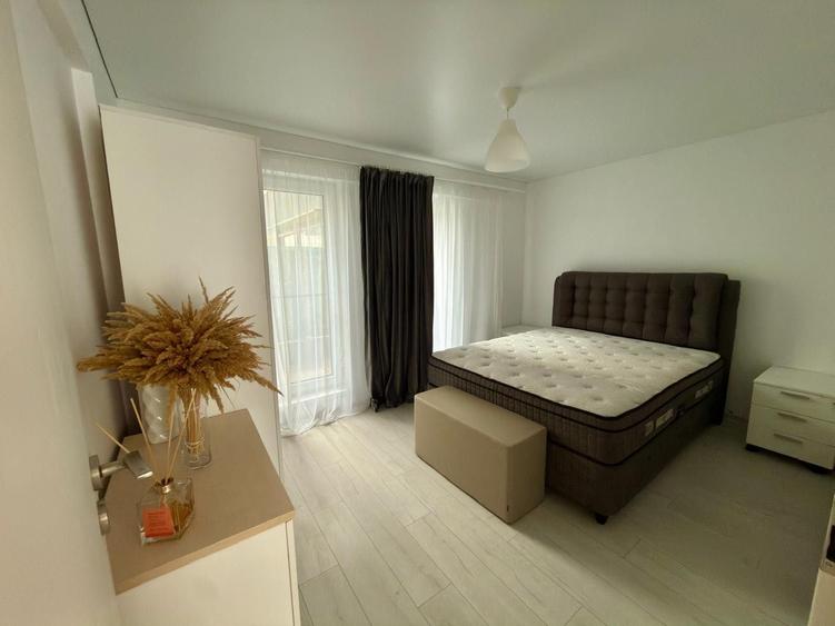 Apartament cu 2 camere decomandat în Apărătorii Patriei