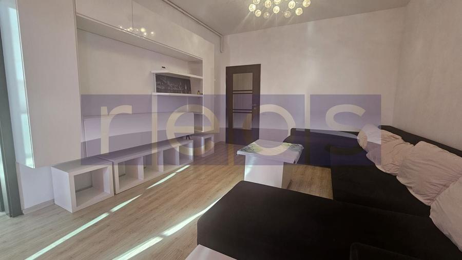 Apartament cu 2 camere decomandat, mobilat în Central