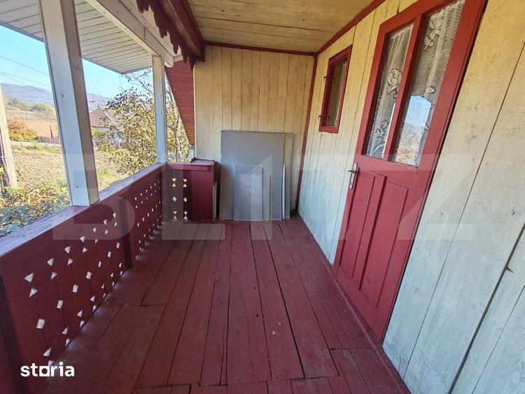 Casă cu 6 camere cu Teren 3000 Mp în Surduc