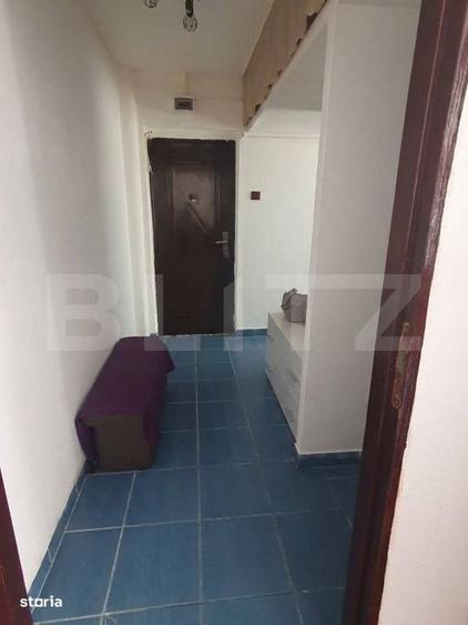 Apartament cu 2 camere semidecomandat în Micro 11