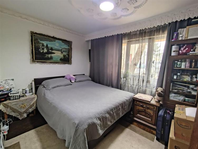 Apartament cu 3 camere decomandat, mobilat în Burdujeni