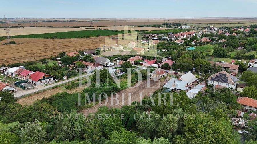 Teren Construcții intravilan de 516 mp, în Cerneteaz