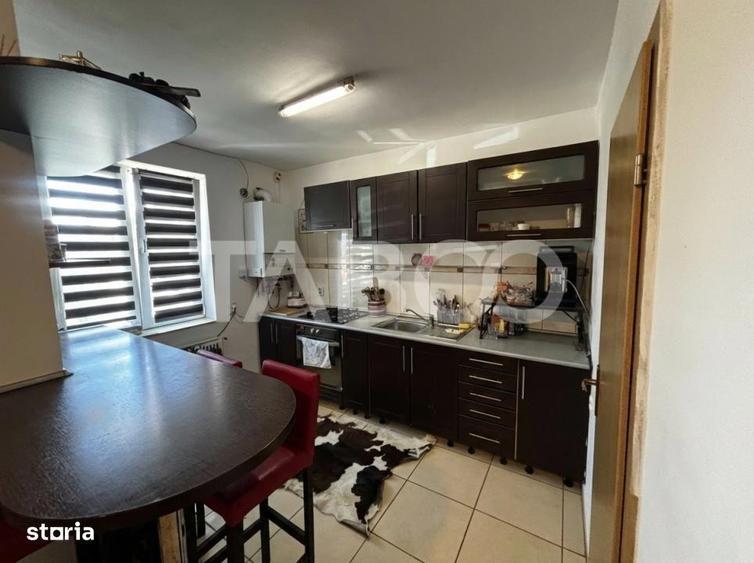 Casa tip insiruita de vanzare 100mpu 210mp teren Sura Mica Sibiu - 15