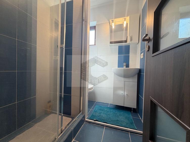 Duplex cu 5 camere cu Canalizare în Dumbrăvița