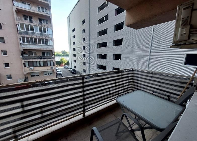 Apartament cu 2 camere nedecomandat în Vitan-Bârzești