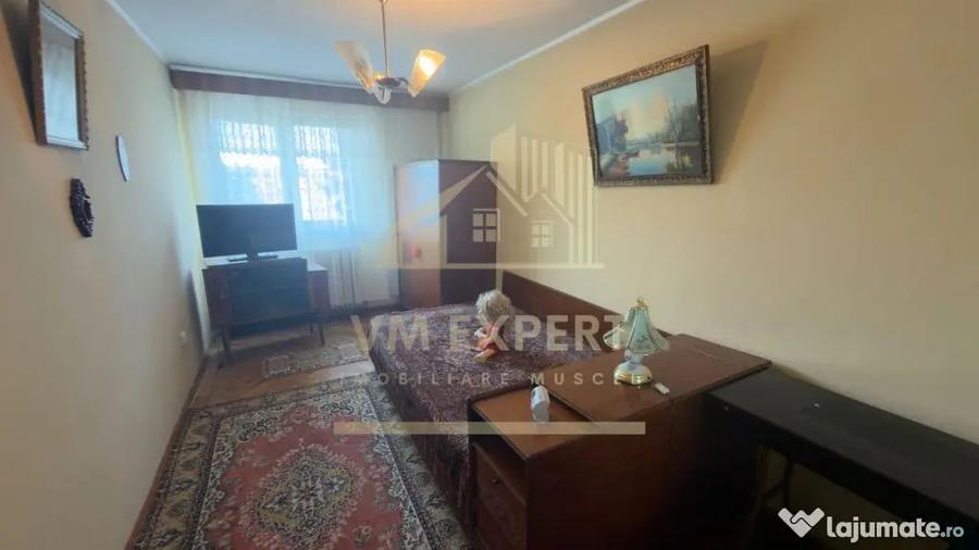 Apartament cu 2 camere decomandat în Sud